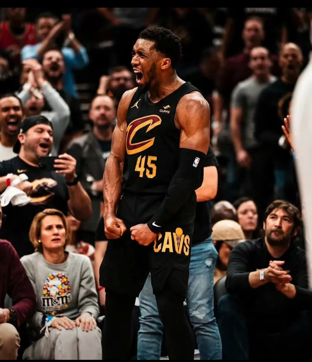 九游体育下载 -关于NBA总决赛倒计时;克里夫兰骑士集结日遗憾出局;细节引发关注;气氛紧张;球队文化被再次提及的信息