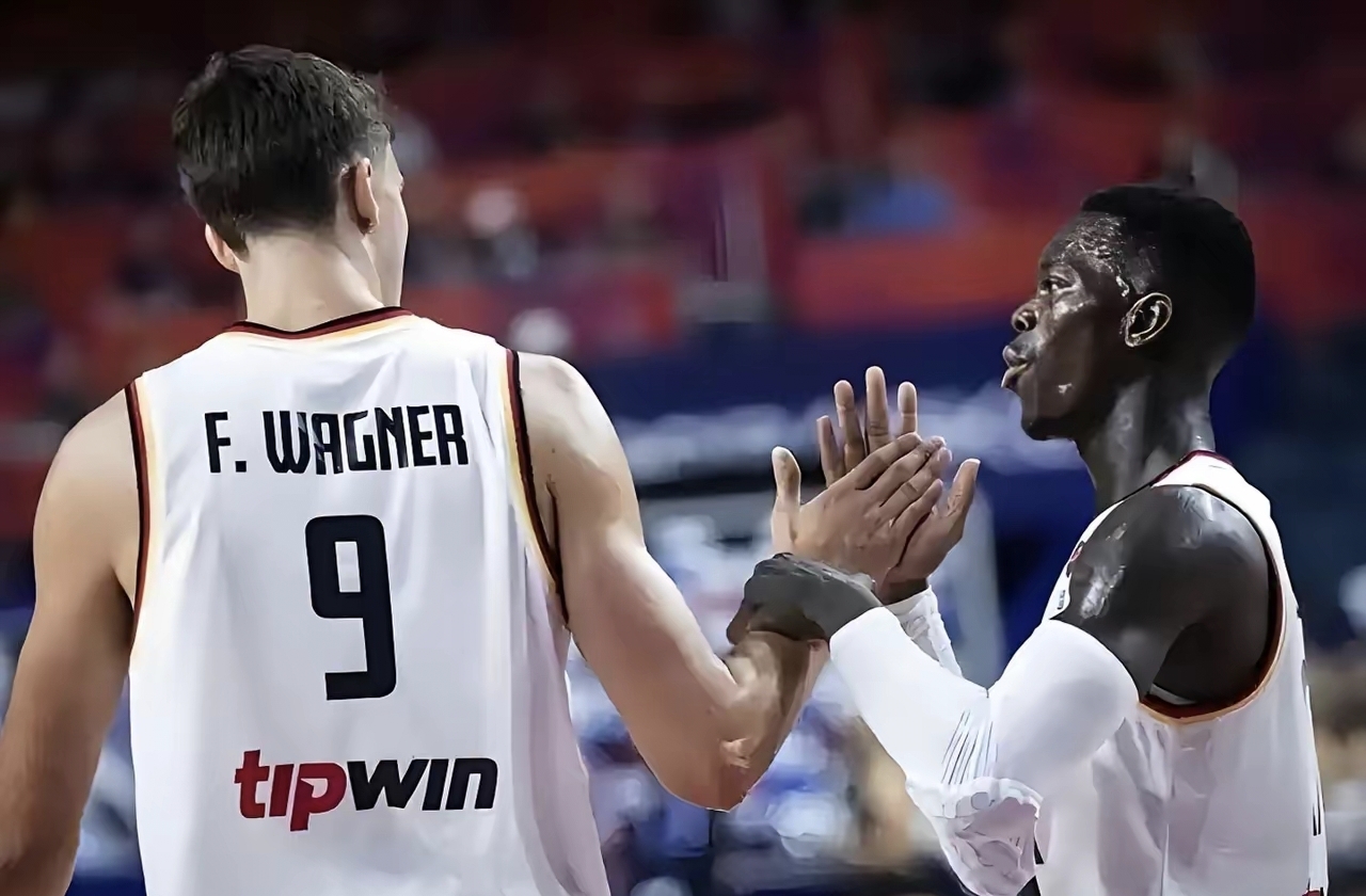 赛后体能课后，圣安东尼奥马刺篮板制胜备战德国杯，气氛紧张，资深球员宣示担当的简单介绍